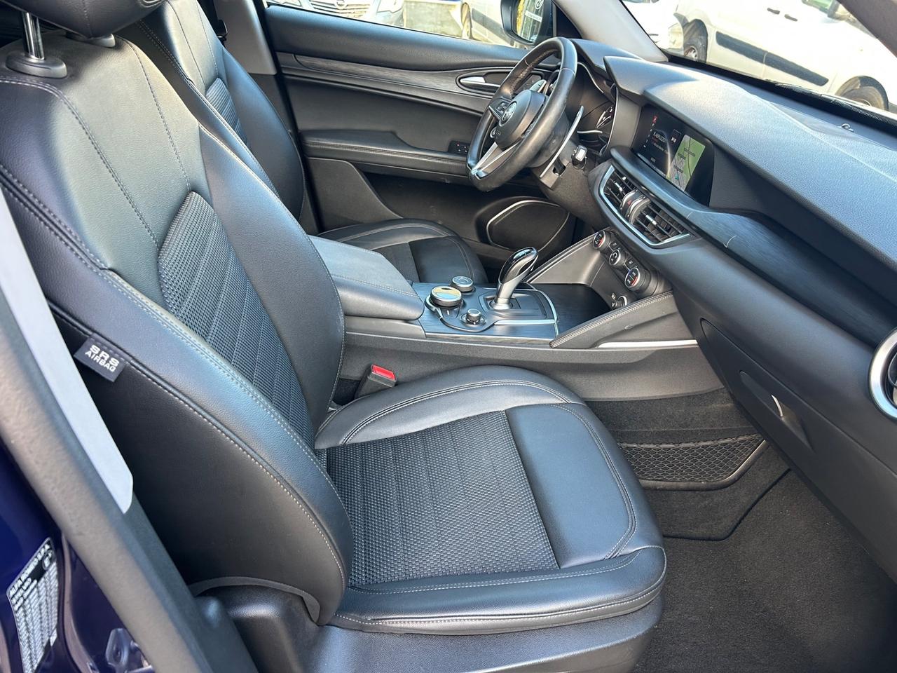 Alfa Romeo Stelvio 2.2 Turbodiesel 210 CV Q4 2018