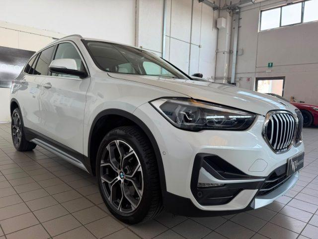 BMW X1 xDrive18d xLine //HEAD UP//LED//PELLE//