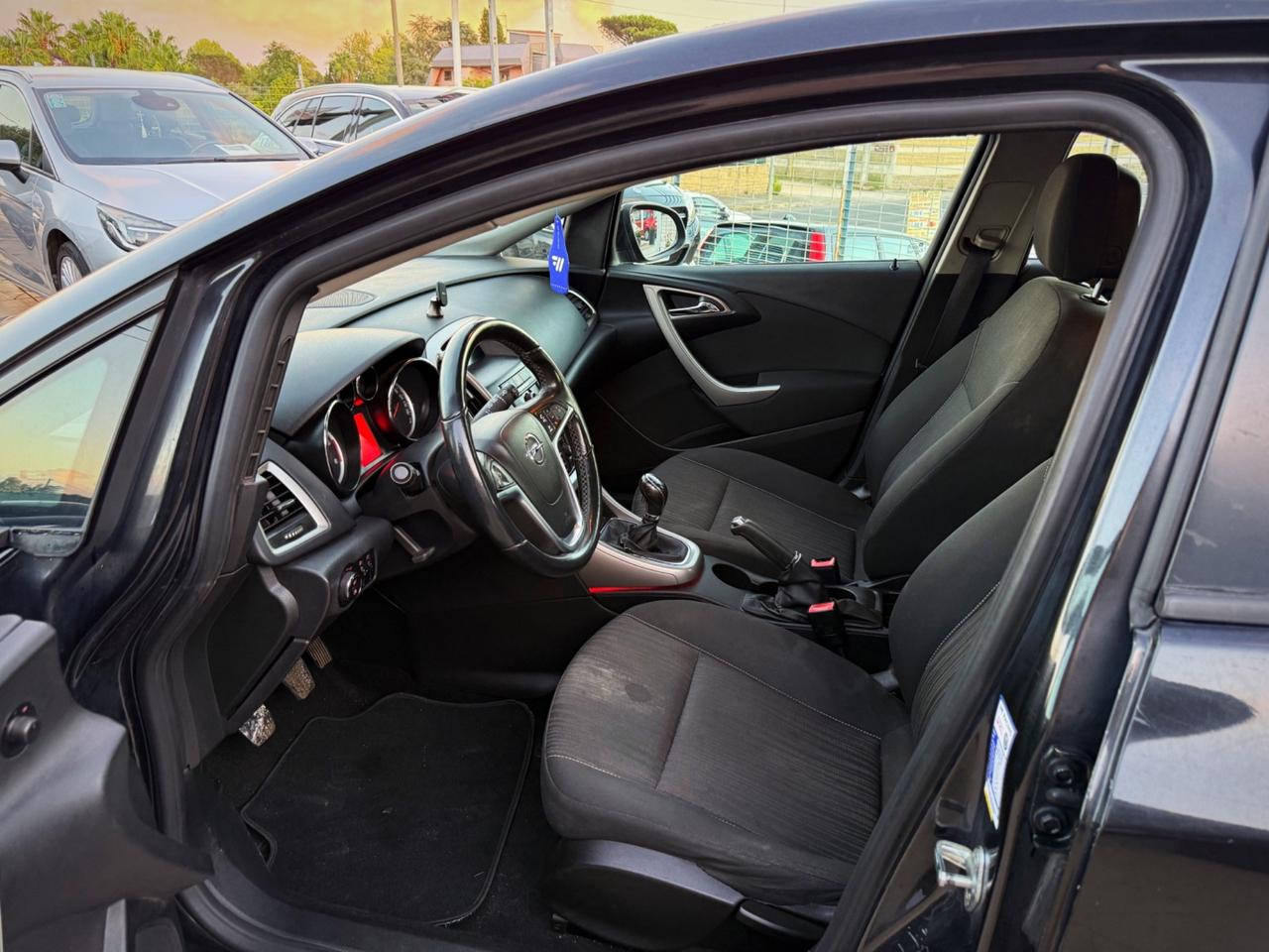 Opel Astra 1.7 CDTI 110CV 5 porte Cosmo Garanzia 12 Mesi