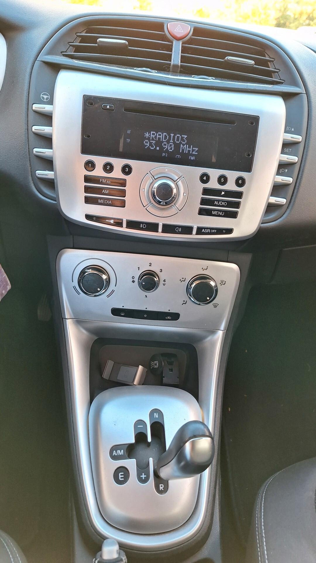 Lancia Delta 1.6 MJT DPF Selectronic Oro