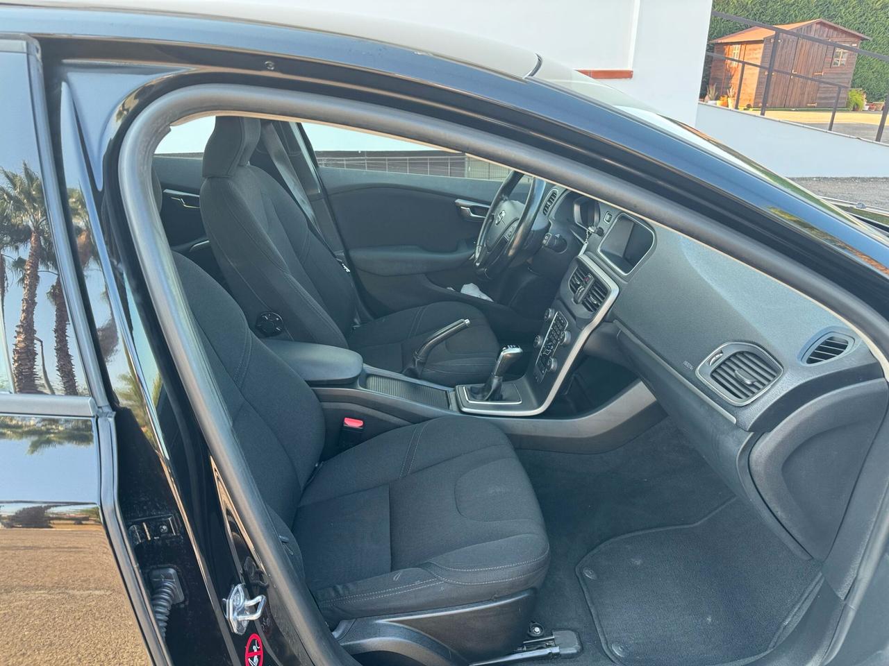 Volvo V40 D2