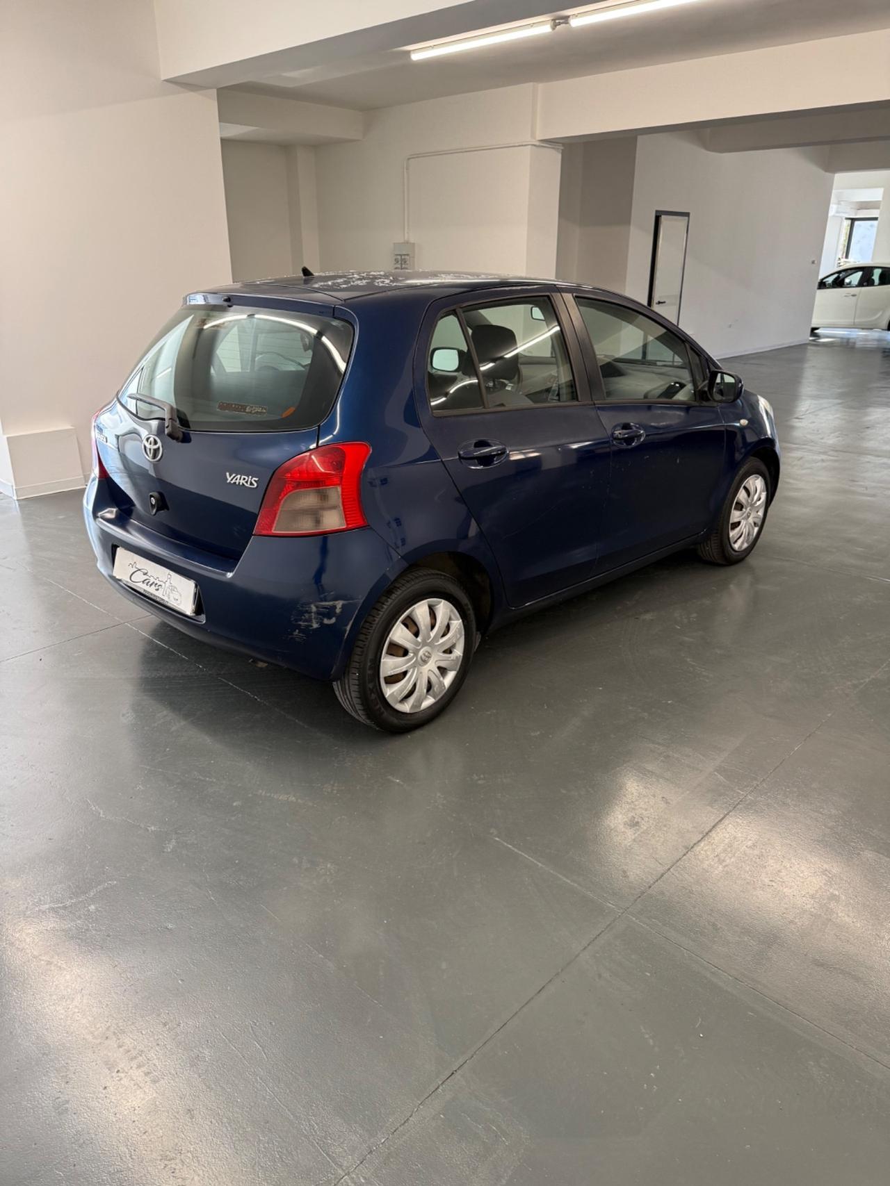 Toyota Yaris 1.3 5 porte Sol