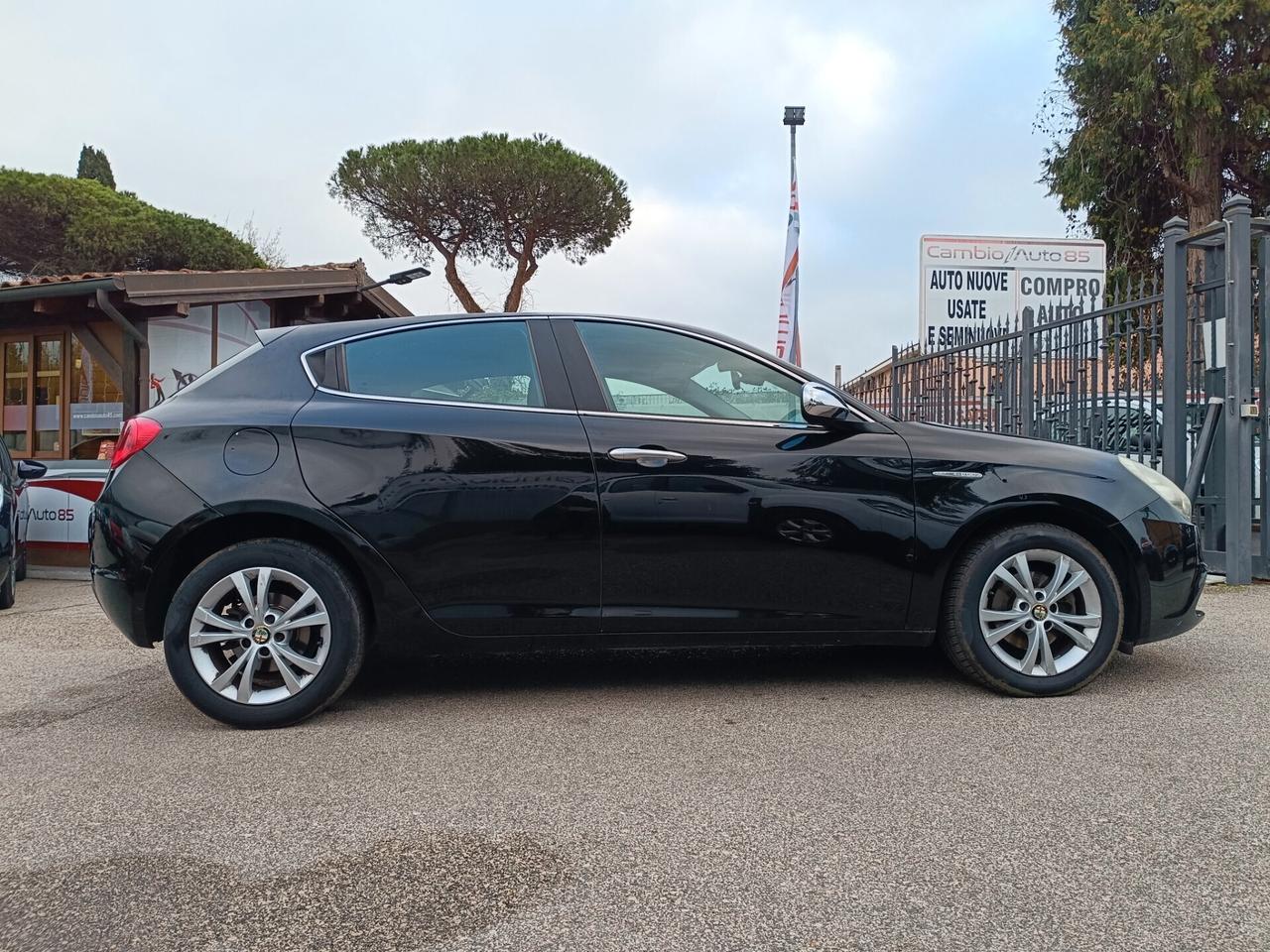 Alfa Romeo Giulietta 1.6 JTDm-2 105 CV Distinctive