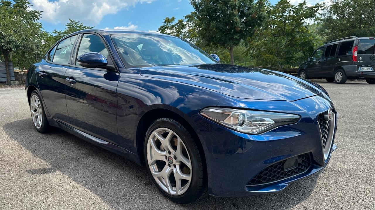 Alfa Romeo Giulia 2.2 Turbodiesel 160 CV AT8 (Motore Rotto)