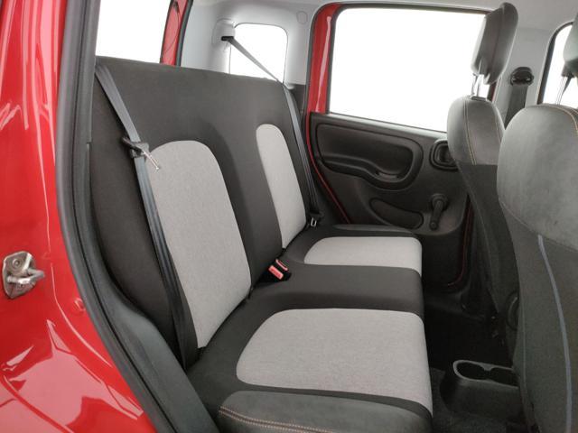 FIAT Panda 1.0 FireFly S&S Hybrid Cross Clima Autom