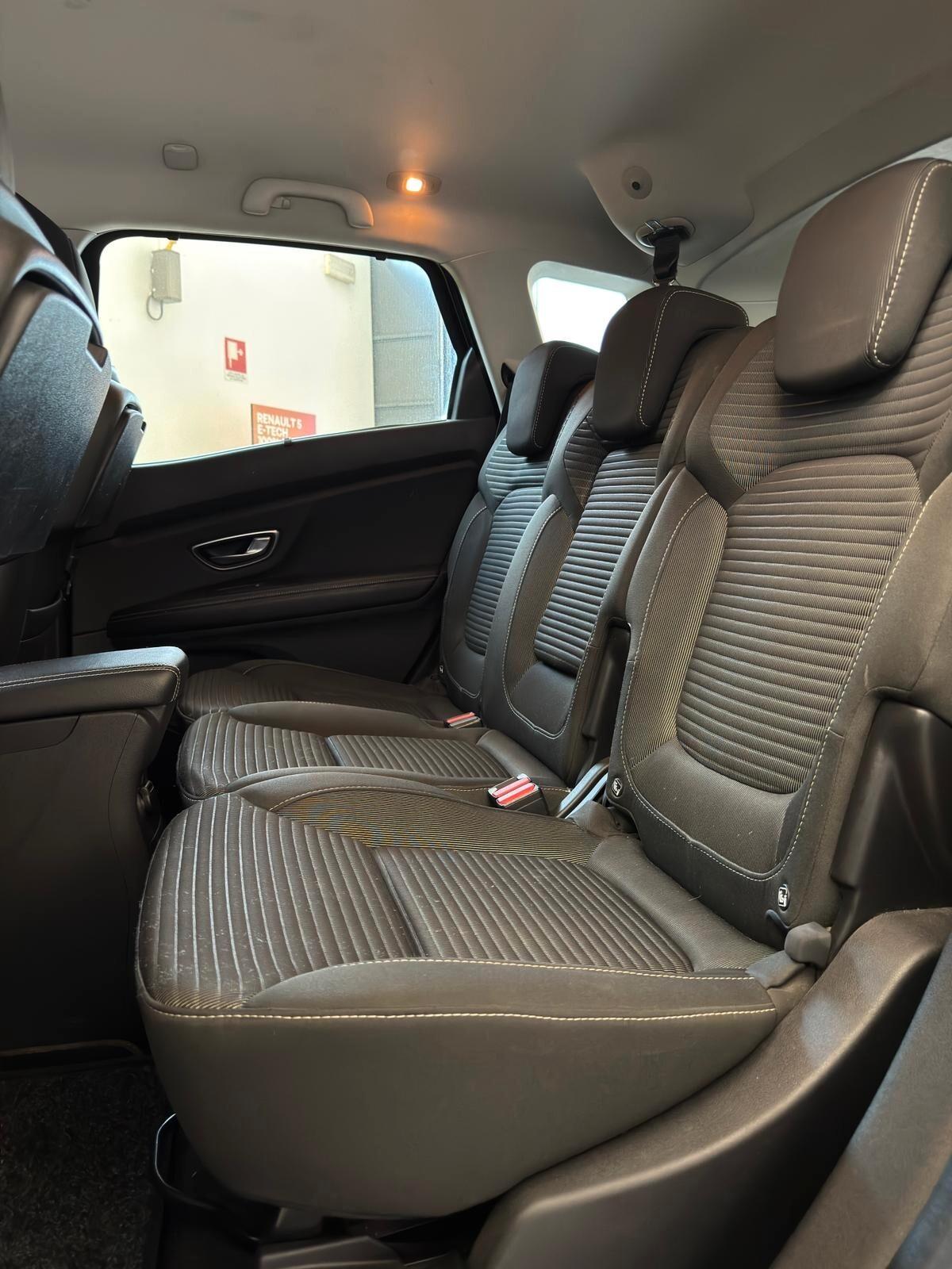 Renault Scenic Scénic dCi 8V 110 CV EDC Energy Zen