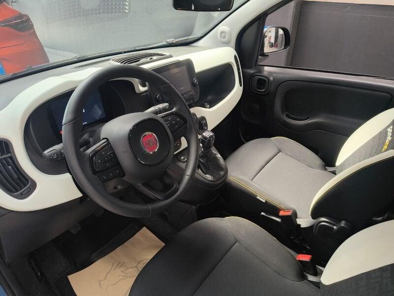 FIAT Panda 1.0 Hybrid Pandina CROSS( prezzo reale)
