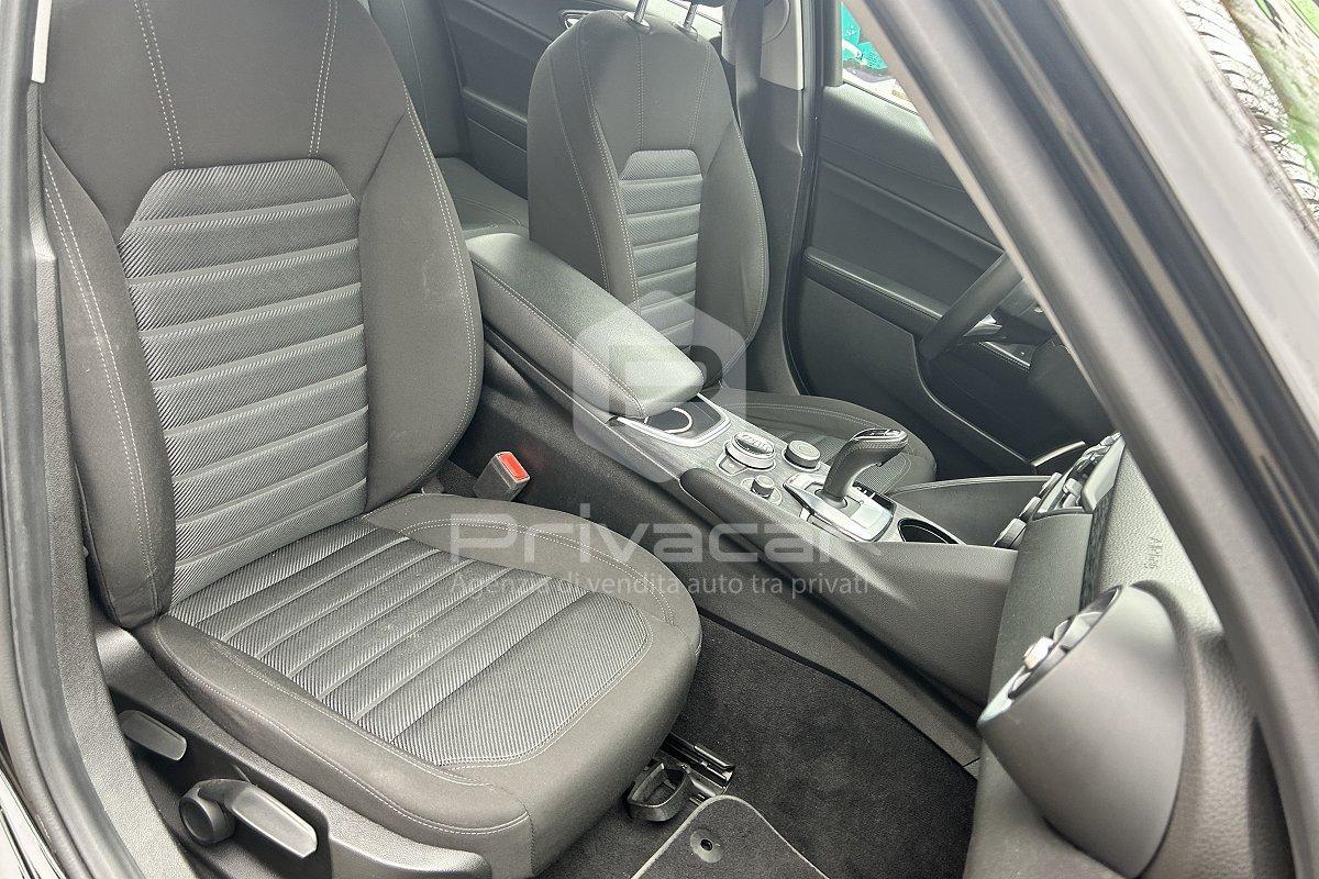 ALFA ROMEO Giulia 2.2 Turbodiesel 136 CV AT8