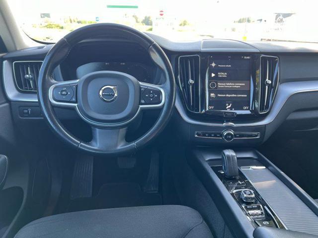 VOLVO XC60 B4 (d) AWD Geartronic Business Plus