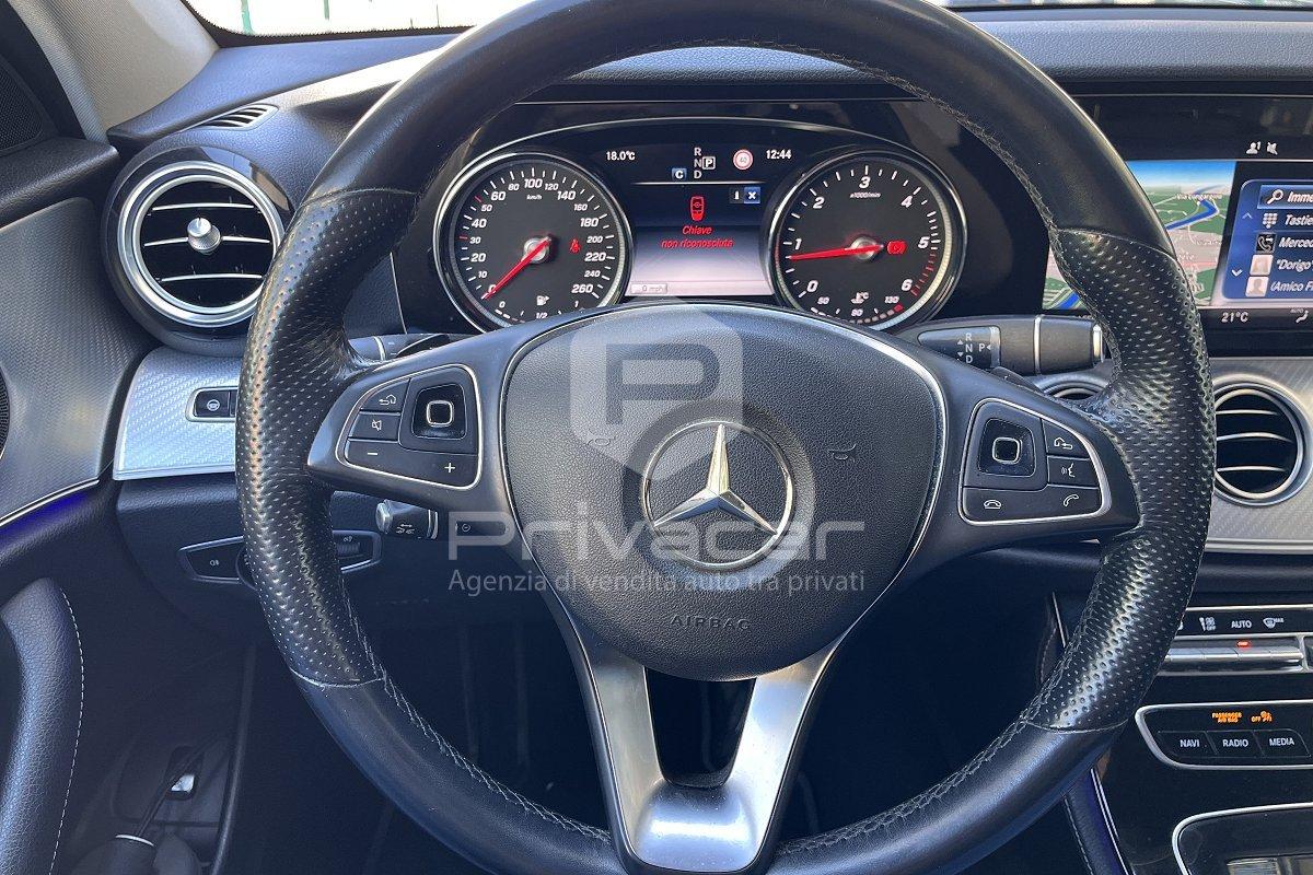 MERCEDES E 220 d S.W. 4Matic Auto Business Sport All-Terrain