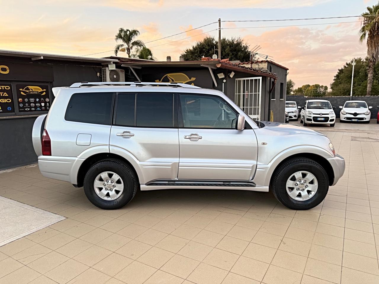 Mitsubishi Pajero 3.2 DI-D 16V 5p. Intense Garanzia 12 Mesi