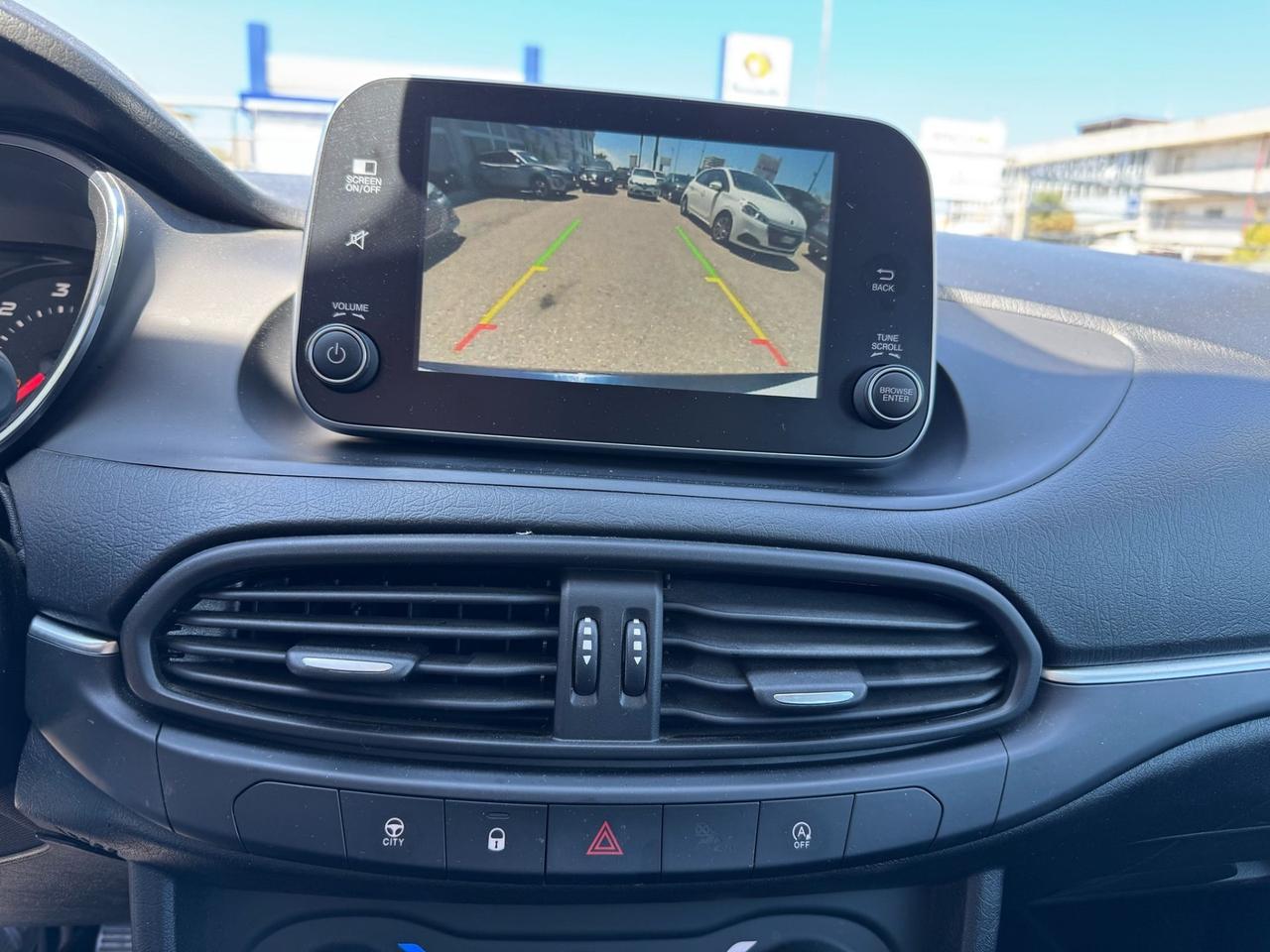 Fiat Tipo 1.6 Mjt S&S SW Lounge