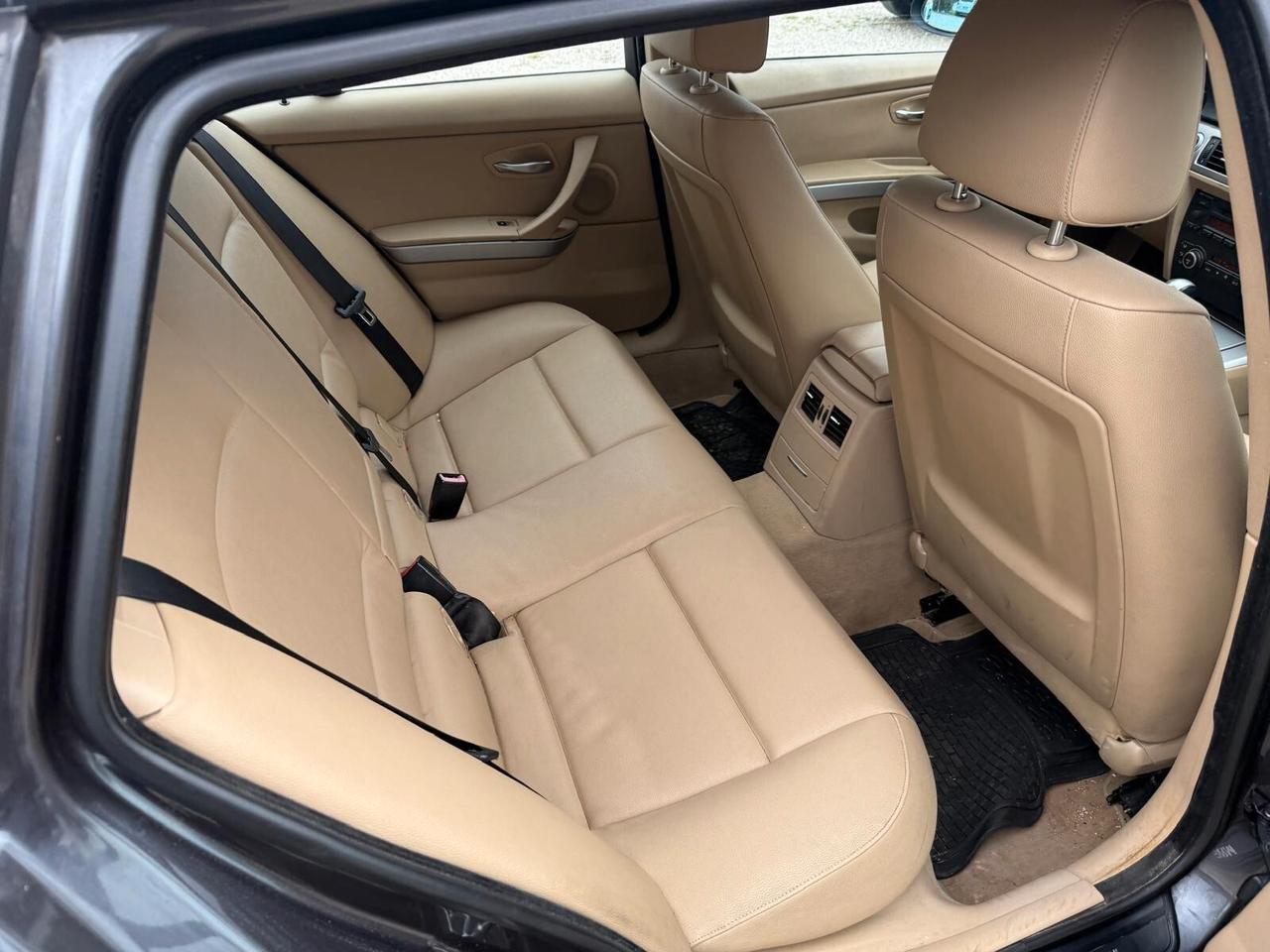 Bmw 320 320d cat Touring Attiva