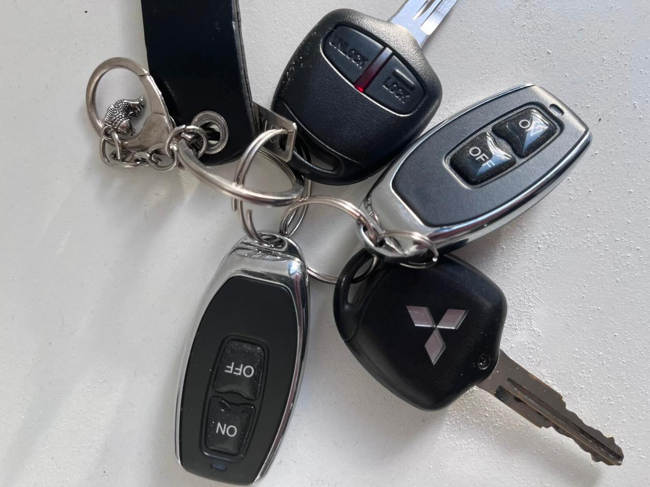 Mitsubishi L200 2.4 DI-D/181CV Double Cab Intense Hp Mivec