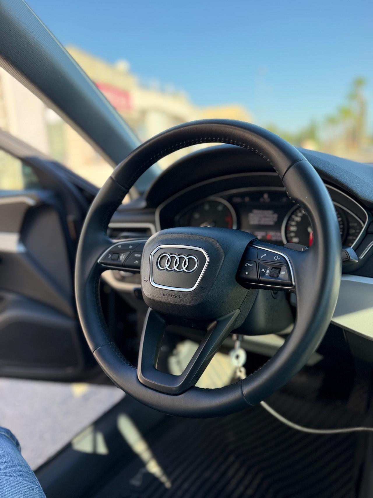 Audi A4 30 TDI S tronic Design
