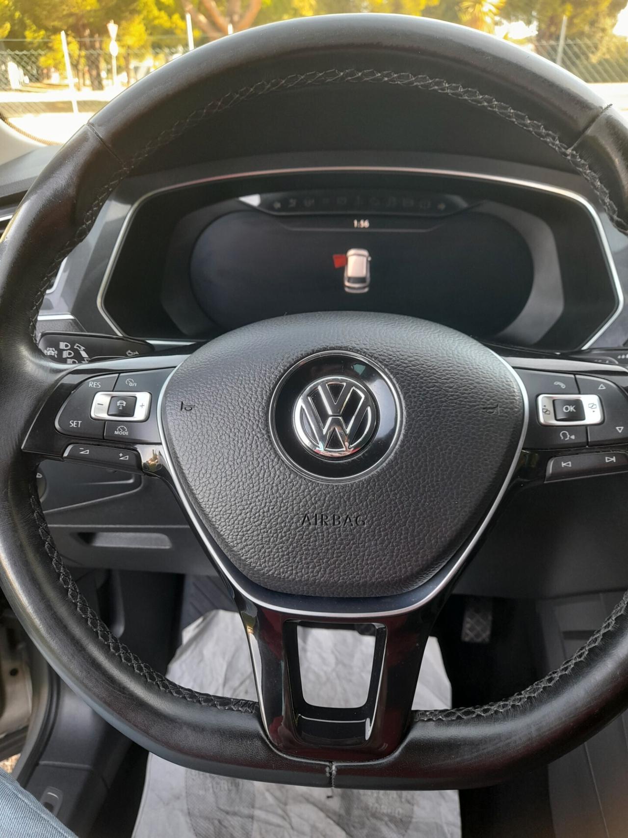 Volkswagen Tiguan 2.0 TDI SCR DSG 4MOTION Executive BMT PROMO