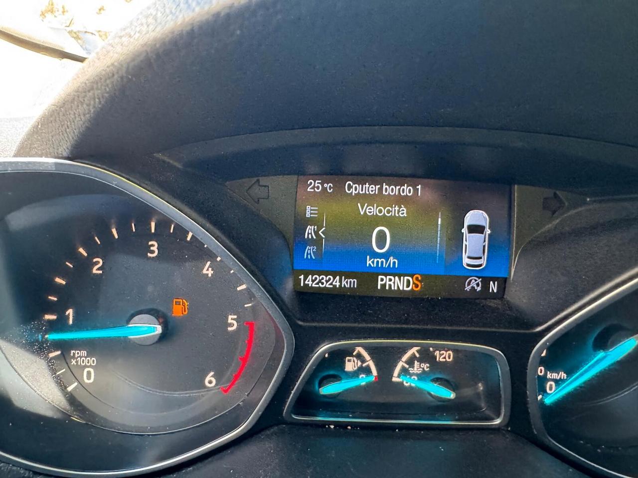Ford Kuga 2.0 TDCI 150 CV S&S 4WD Powershift Titanium
