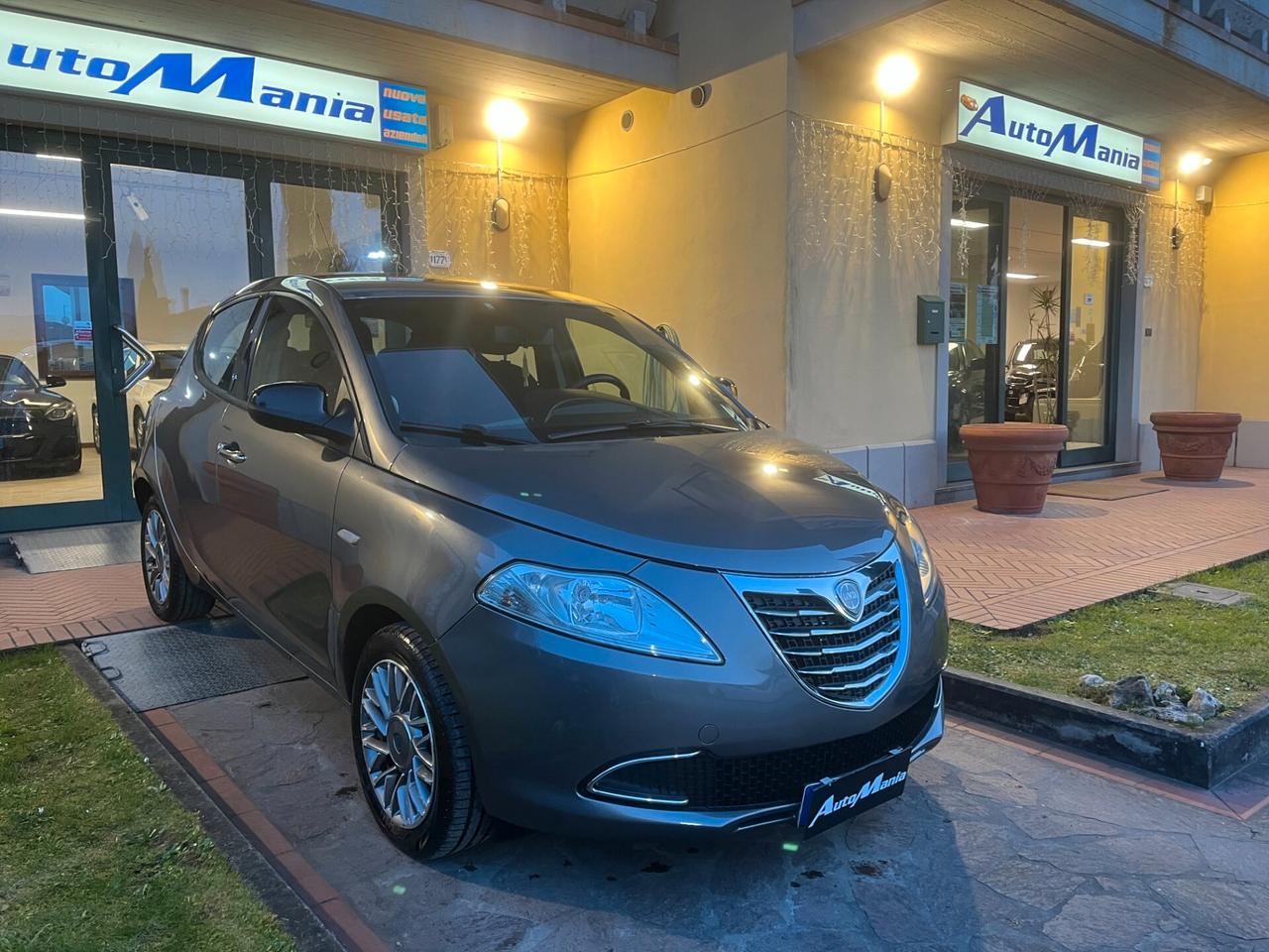 Lancia Ypsilon 1.3 MJT 16V 95 CV 5 porte S&S Gold