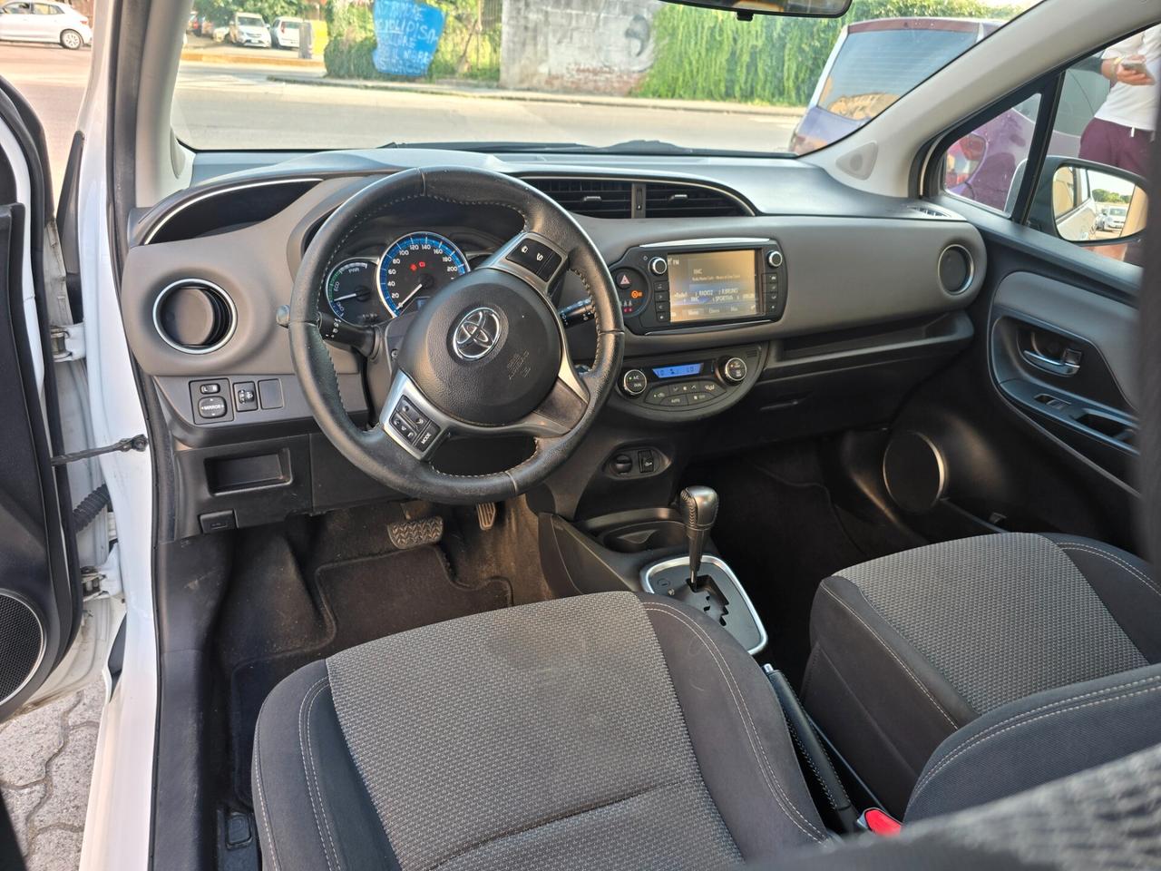 Toyota Auris 1.8 Hybrid Active