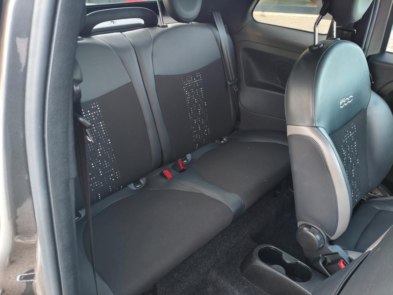 Fiat 500 C 1.0 Hybrid Connect