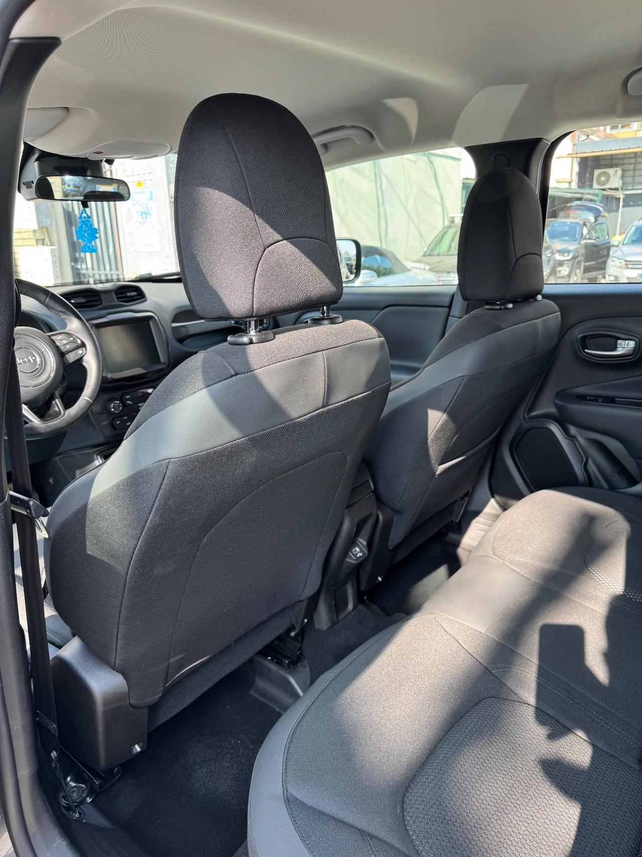 Jeep Renegade 1.0 120 cv Night Eagle