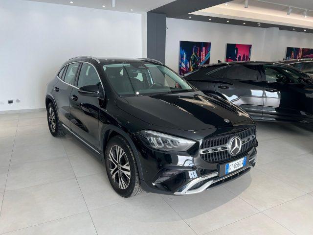 MERCEDES-BENZ GLA 180 GLA 180 d Automatic Progressive Advanced