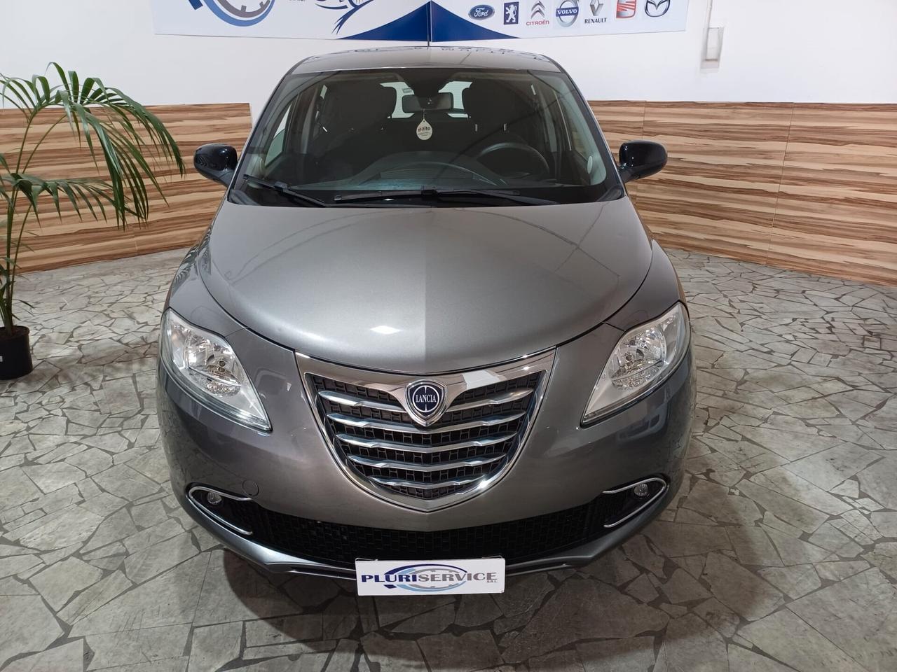 Lancia Ypsilon Benzina 0.9 twinair Metano - 2014