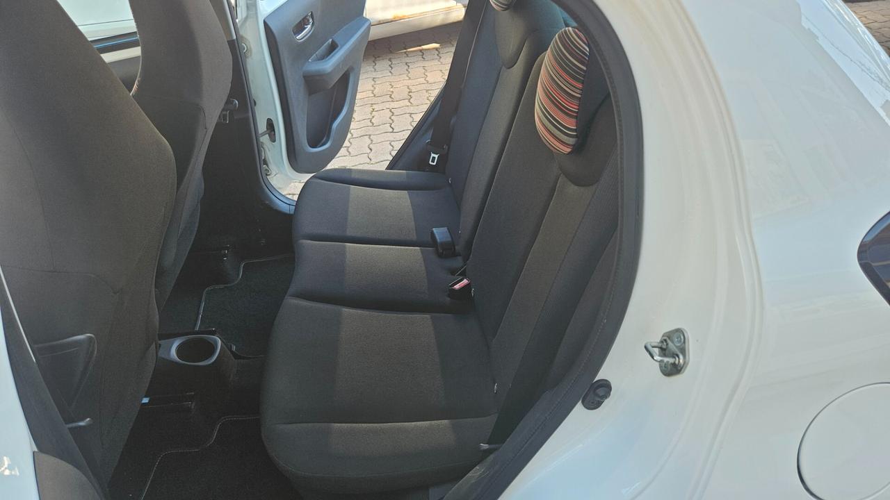 Citroen C1 5p 1.0 vti 72cv CAMBIO AUTO-CARPLAY