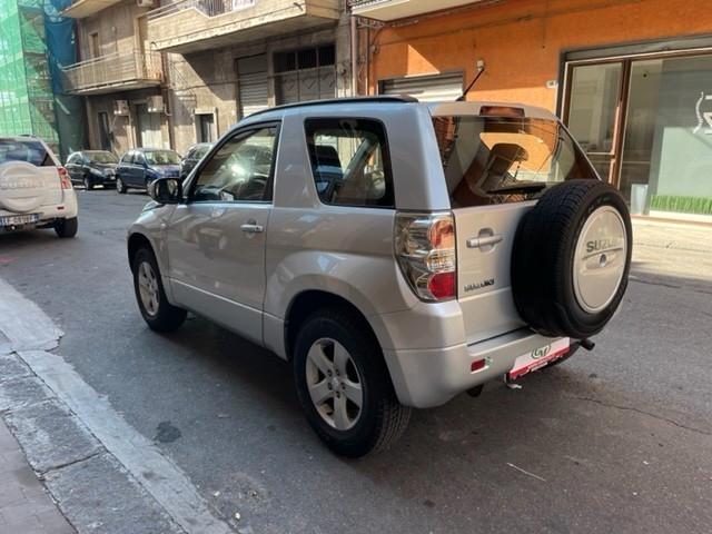 Suzuki Grand Vitara 1.9 DDiS - 3 porte 4x4