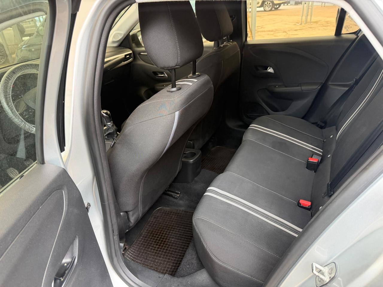 Opel Corsa 1.2 Blitz Edition