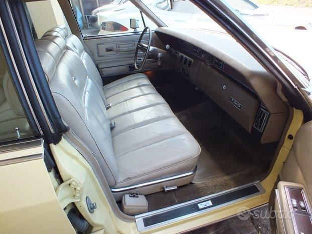 LINCOLN CONTINETAL V8 1972 ASI TARGA ORO