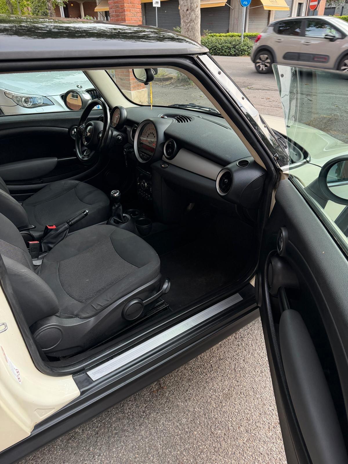 Mini Cooper D Coupe 2.0 SD Coupé