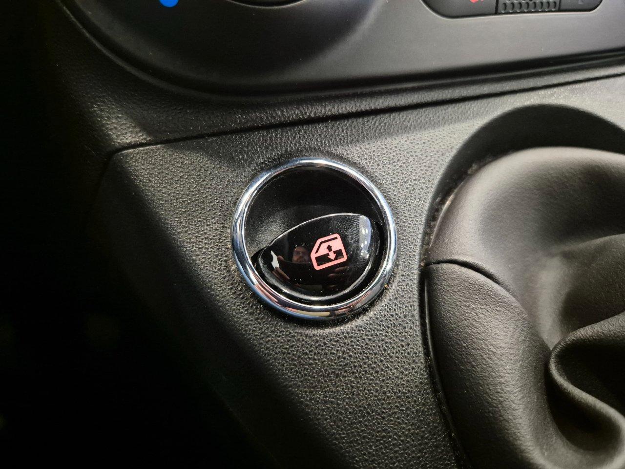 Fiat 500 1.0 hybrid Club 70cv - NEOATENTATI - PREZZO REALE !!