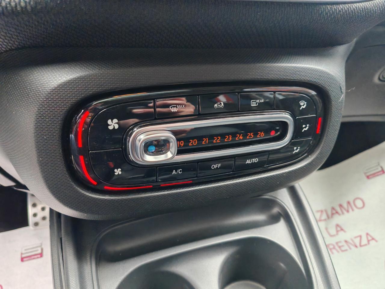 Smart Forfour 1,0 benzina 12/2016 Cv70 Prime