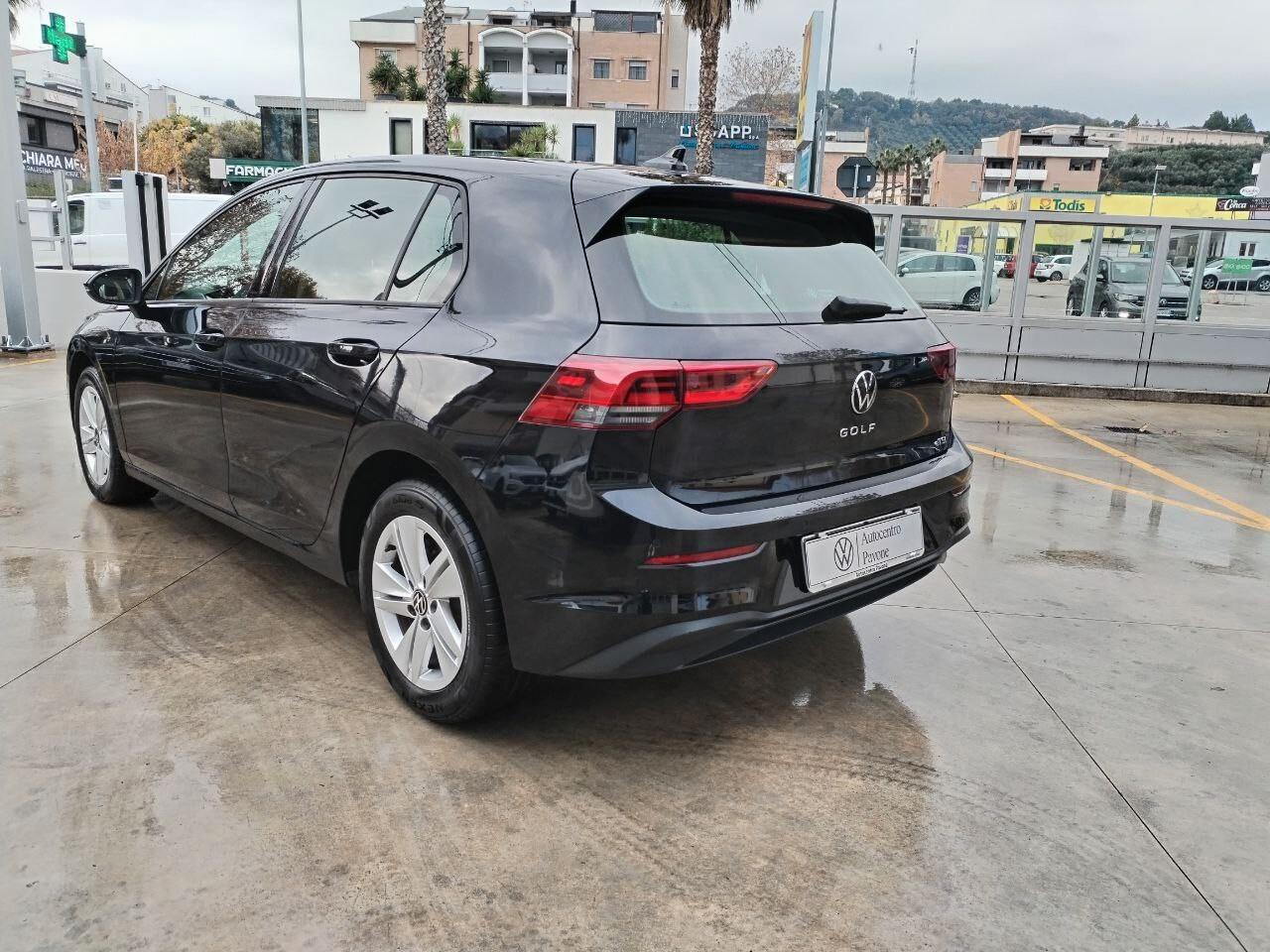 Volkswagen Golf 1.0 eTSI EVO DSG Life