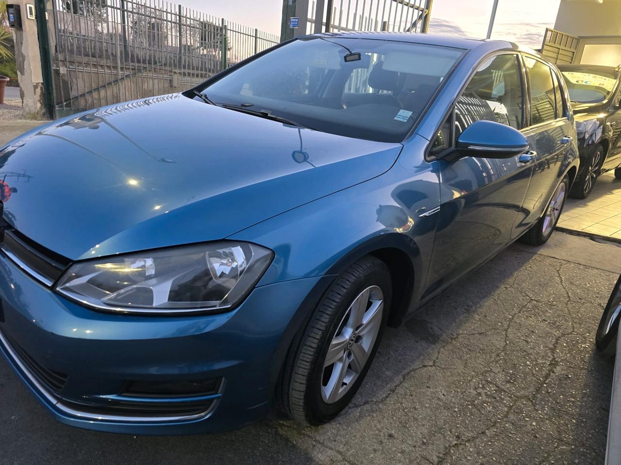 Volkswagen Golf Business 1.4 TGI DSG 5p. Highline BlueMotion