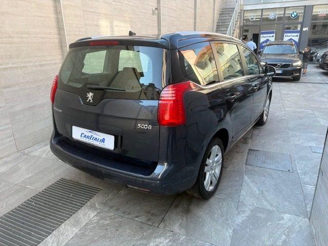 PEUGEOT 5008 1.6 HDi 115CV Allure 7 Posti