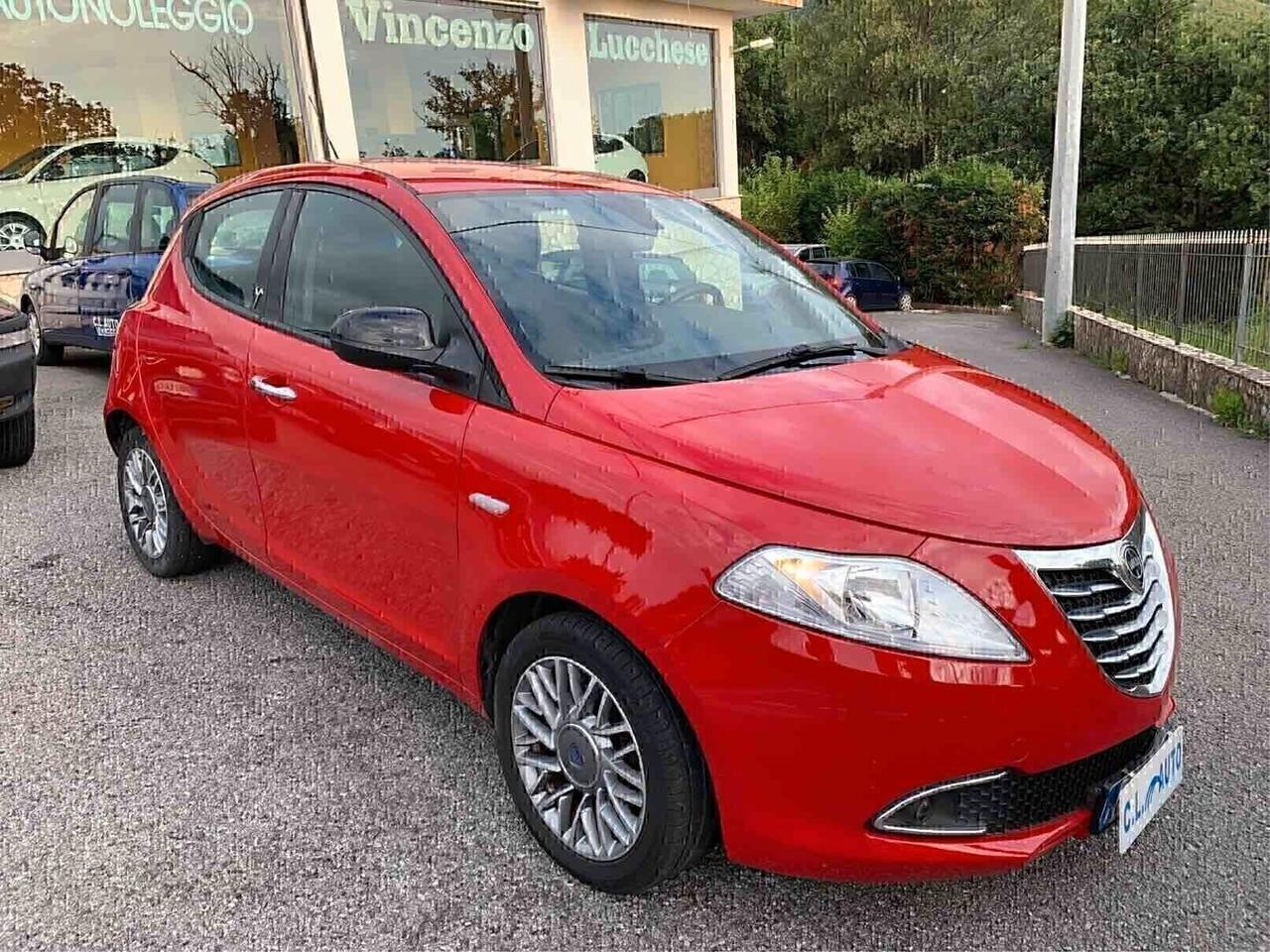 Lancia Ypsilon 0.9 TwinAir 85 CV 5 porte