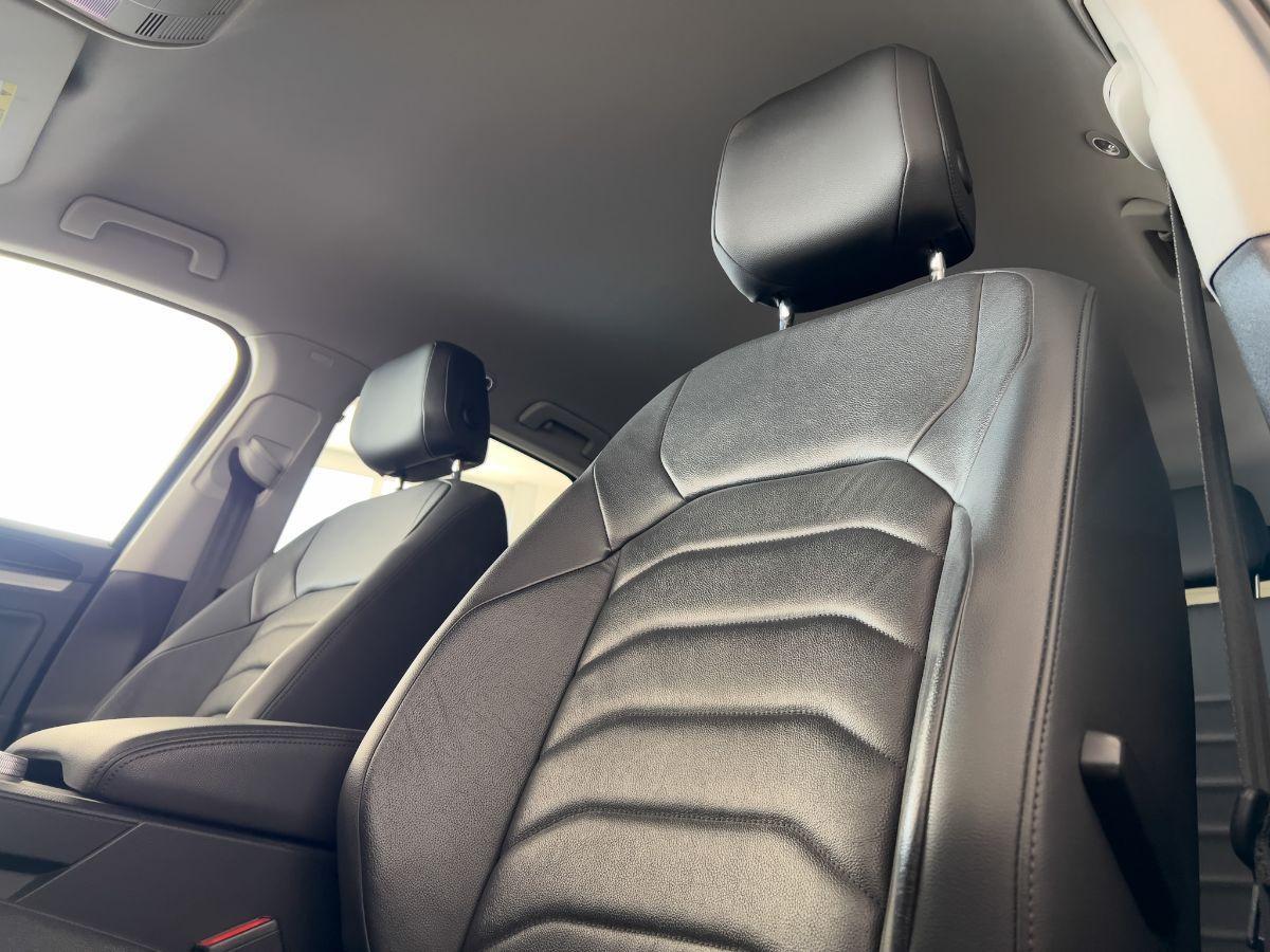 VOLKSWAGEN - Touareg - 3.0 TDI Black Style