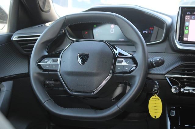 Peugeot 2008 1.2 puretech Allure 100cv con CarPlay