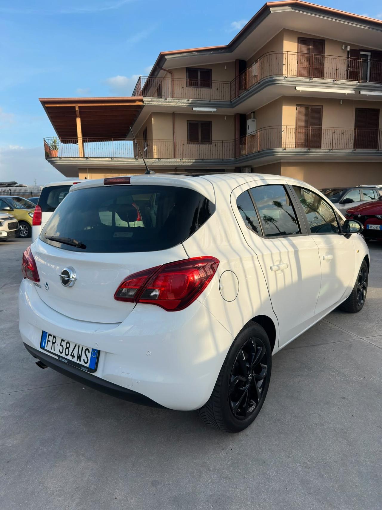 Opel Corsa 1.4 90CV 5 porte Innovation