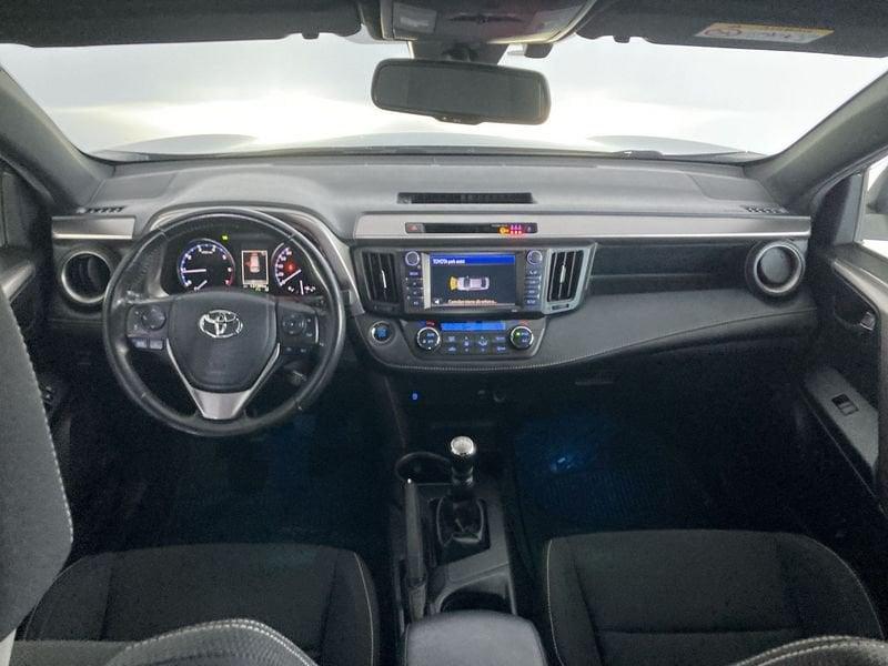 Toyota RAV4 Rav4 2.0 d-4d Lounge 2wd mt my17