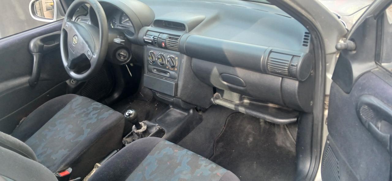 Opel Corsa 1.2i 16V cat 5 porte Viva