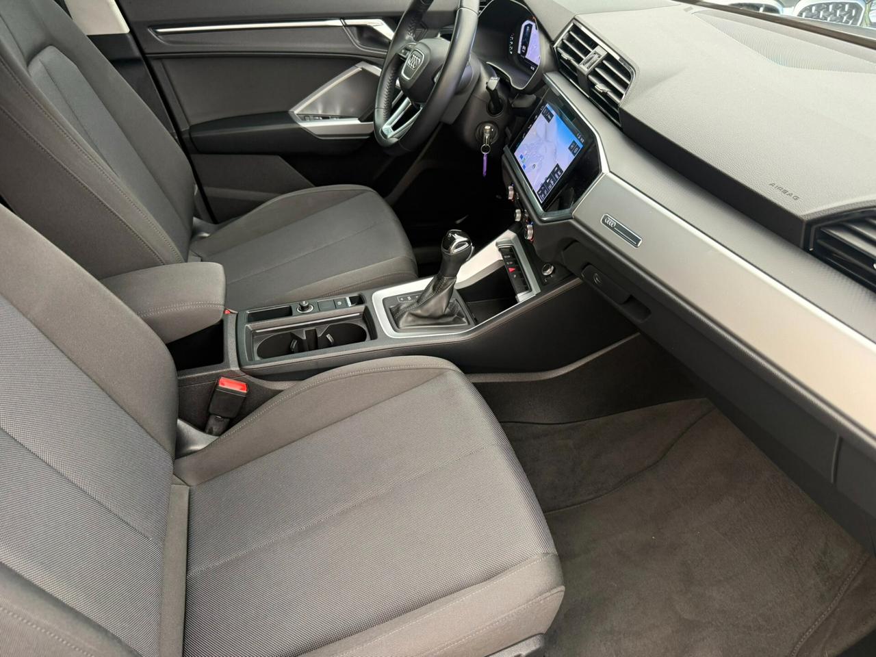 Audi Q3 35 TDI S tronic Business Advanced