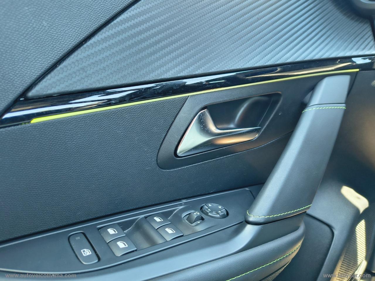 PEUGEOT 208 Hybrid 136 e-DCS6 GT