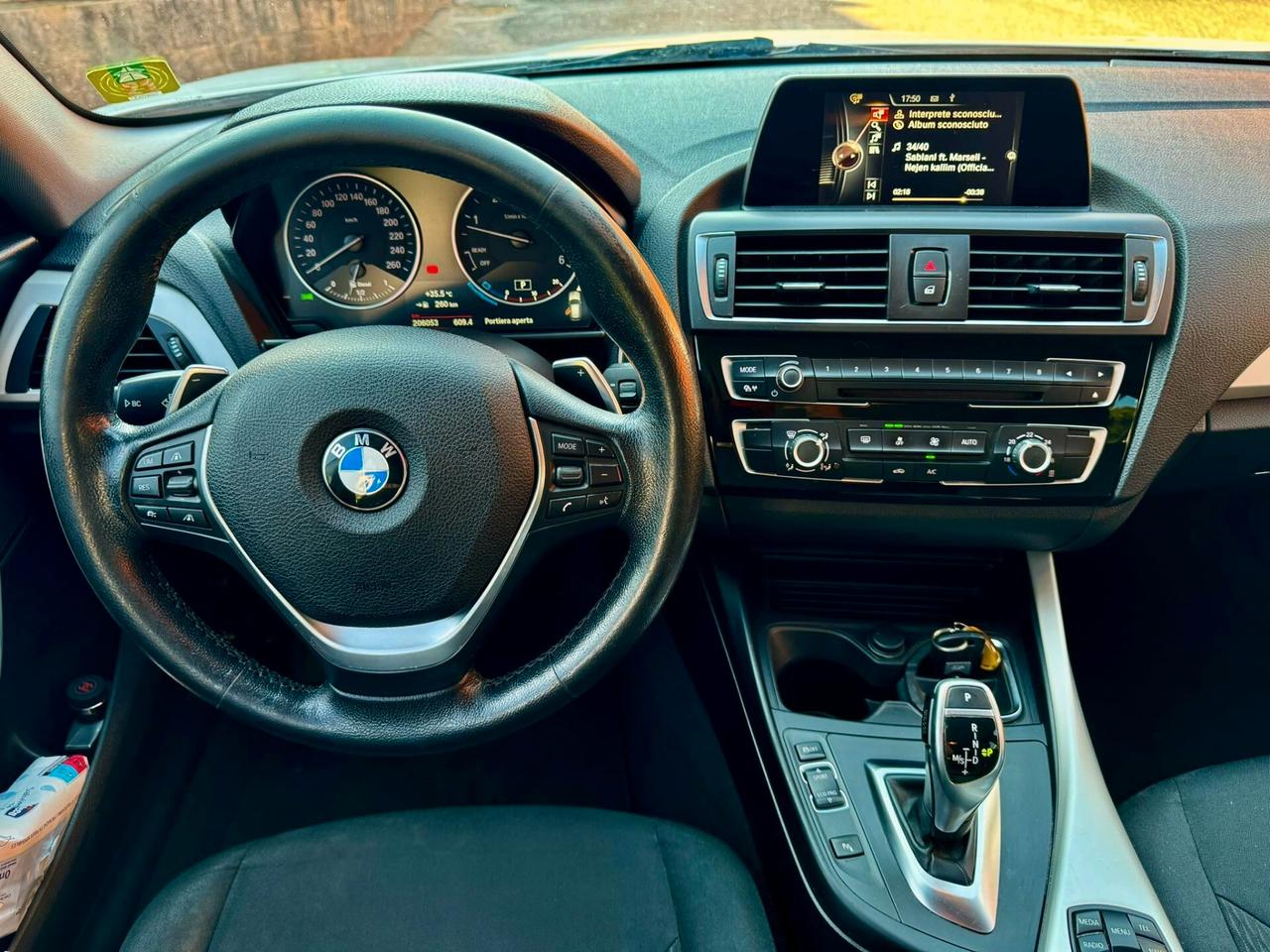 Bmw 120 120d 5p. Advantage