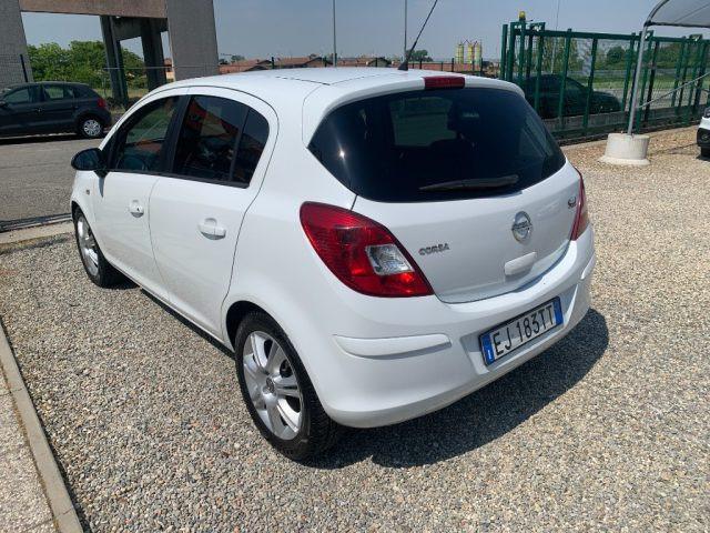 OPEL Corsa 1.2 5 porte COSMO