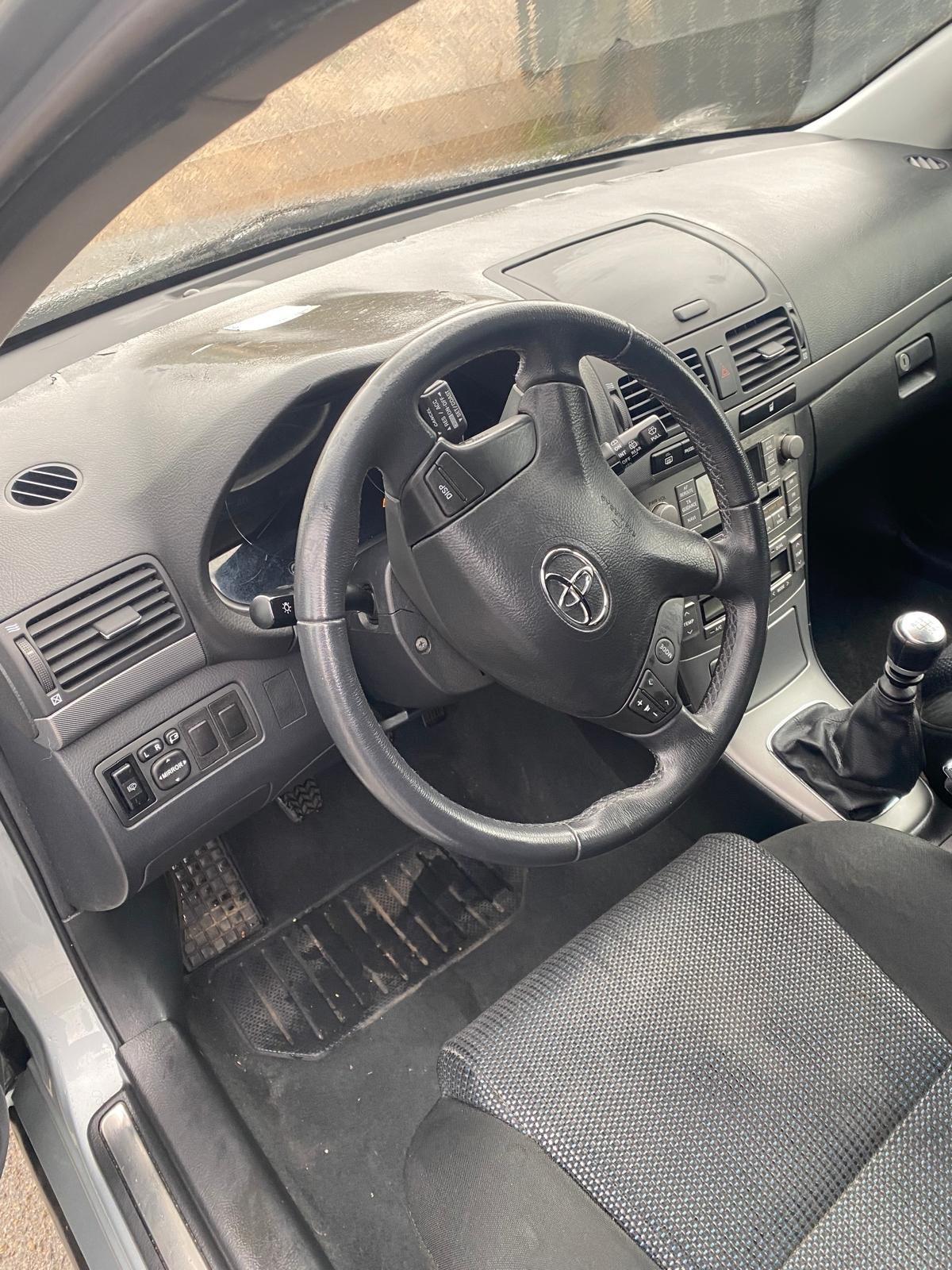 Toyota Avensis 2.0 D-4D Wagon Sol