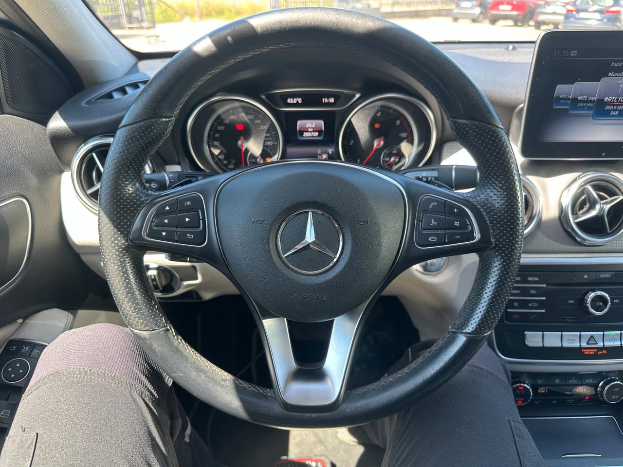 Mercedes-benz GLA 200 d Automatic Premium