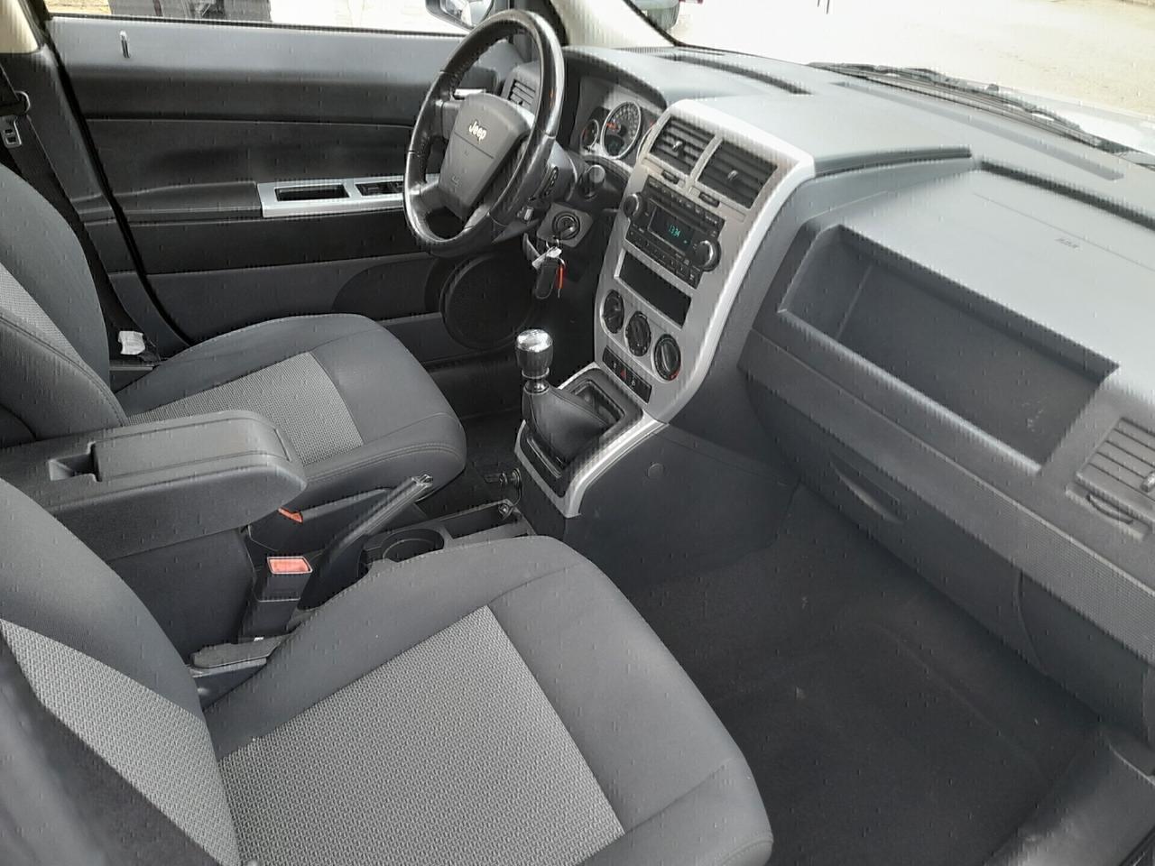 JEEP PATRIOT CON GANCIO TRAINO